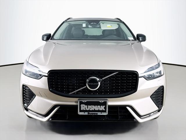 new 2025 Volvo XC60 car, priced at $51,570