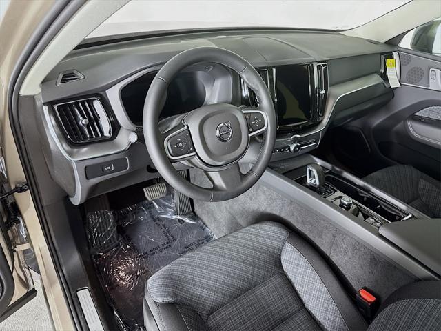 new 2025 Volvo XC60 car, priced at $51,570