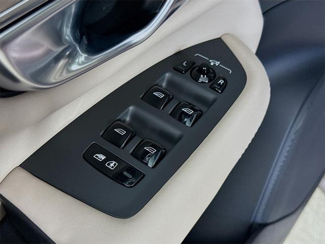 new 2025 Volvo XC90 Plug-In Hybrid car, priced at $75,095