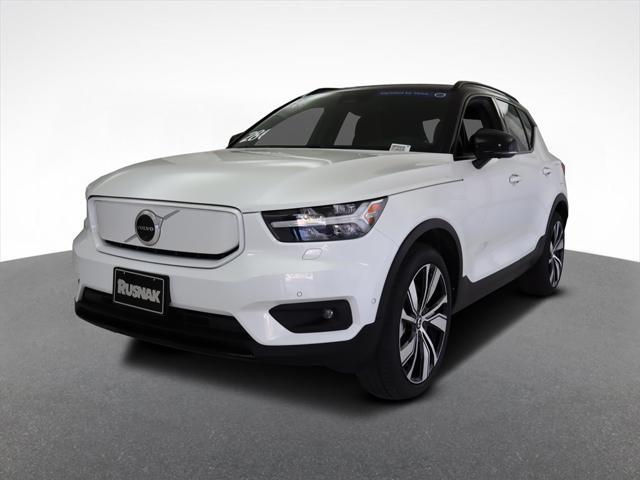 used 2022 Volvo XC40 Recharge Pure Electric car, priced at $28,651