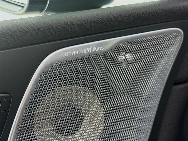 used 2024 Volvo XC60 Recharge Plug-In Hybrid car, priced at $62,995