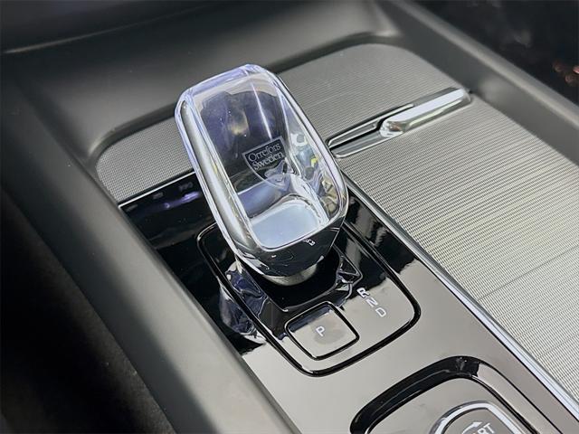 used 2024 Volvo XC60 Recharge Plug-In Hybrid car, priced at $62,995