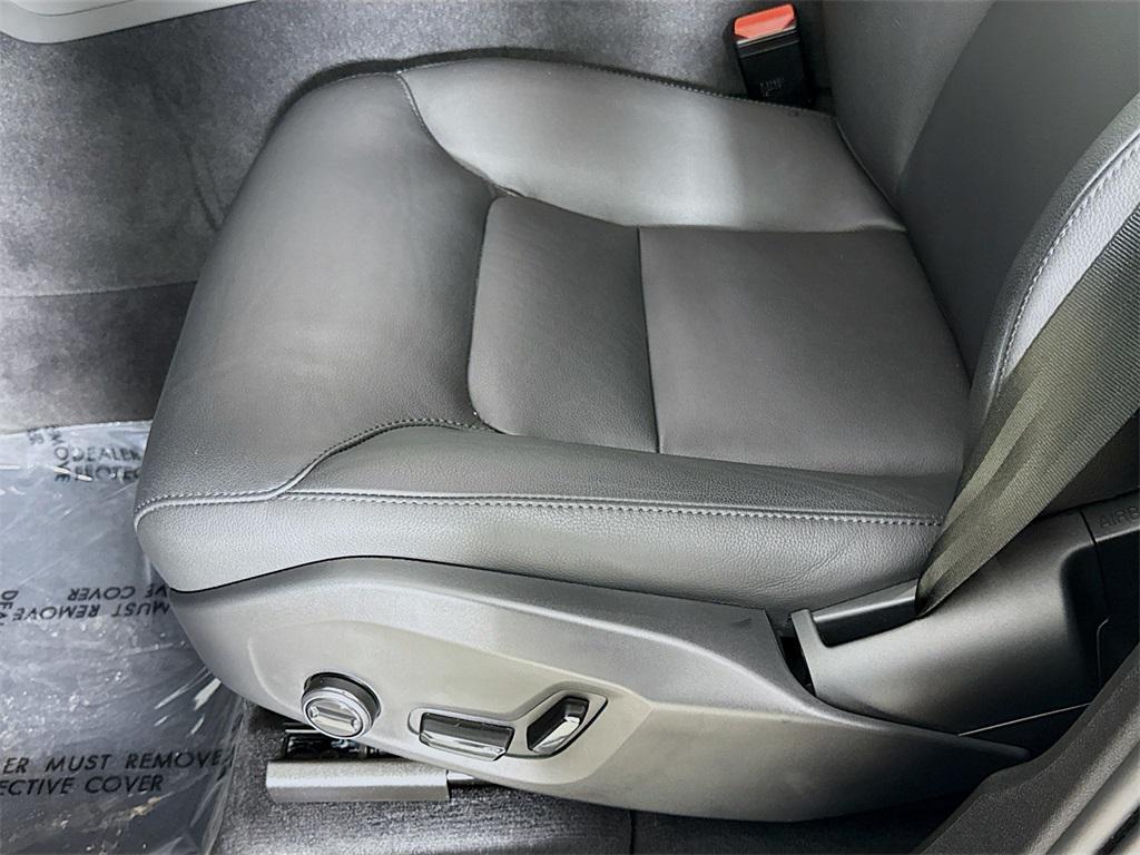 used 2025 Volvo XC60 Plug-In Hybrid car, priced at $58,995