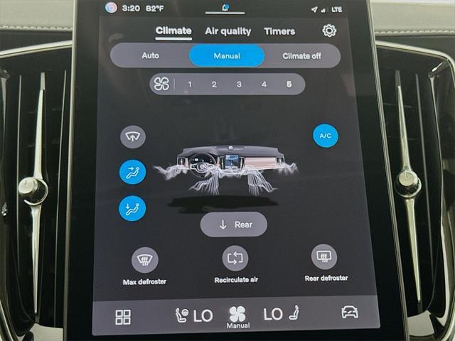 new 2025 Volvo XC90 car, priced at $69,155