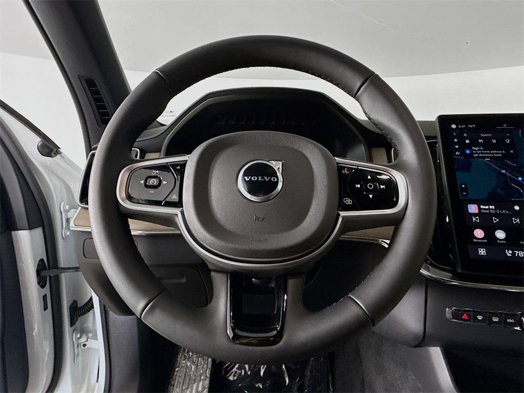new 2025 Volvo XC90 car, priced at $69,155