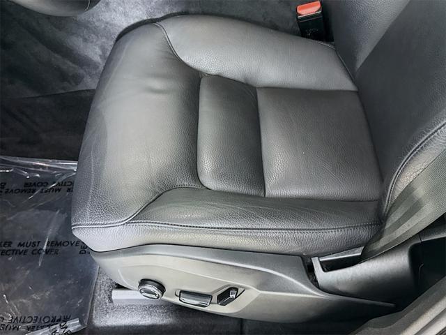 used 2022 Volvo XC60 car, priced at $32,695