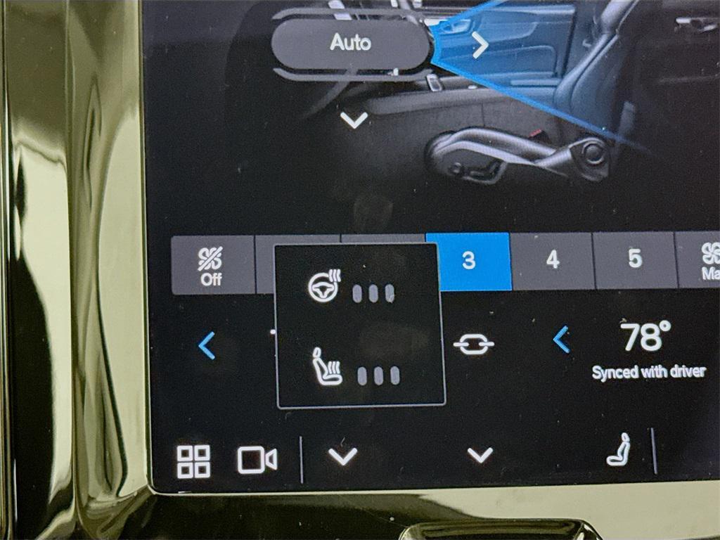 used 2023 Volvo XC60 car, priced at $31,998