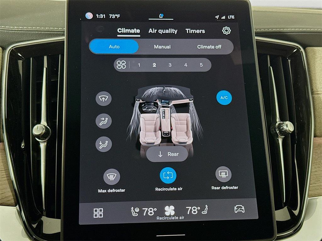 new 2025 Volvo XC90 car, priced at $65,725