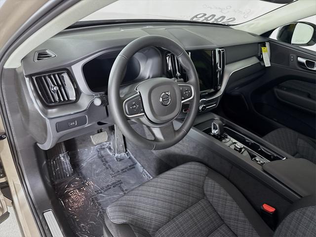 new 2025 Volvo XC60 car, priced at $51,570