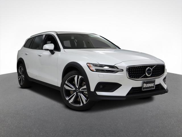 new 2025 Volvo V60 Cross Country car, priced at $55,485