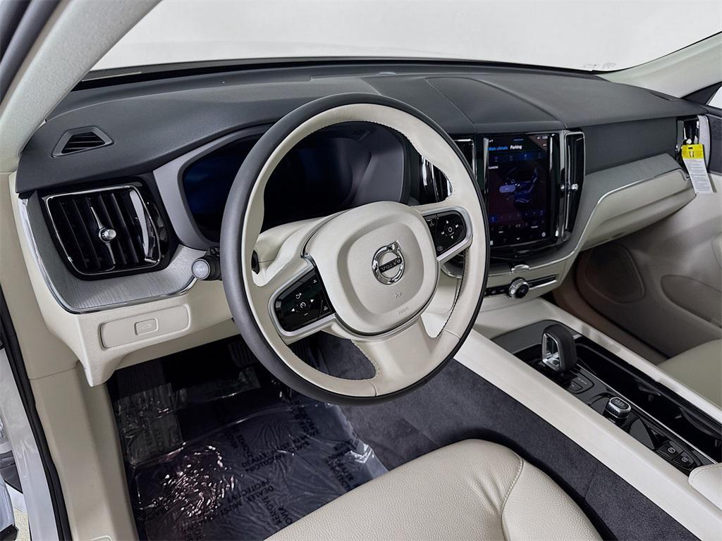 new 2025 Volvo XC60 car, priced at $55,360