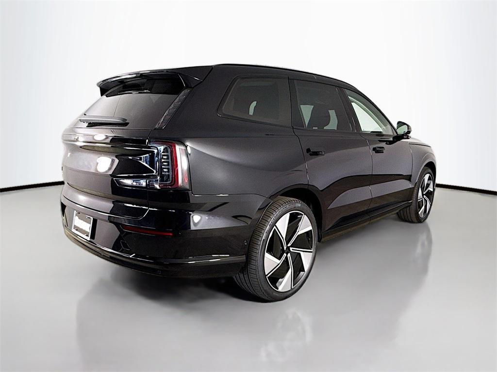 new 2025 Volvo EX90 car, priced at $94,745