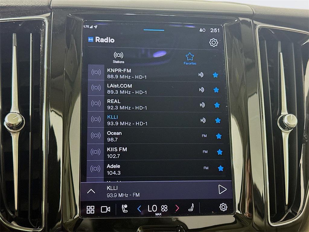 used 2023 Volvo XC60 car, priced at $33,888