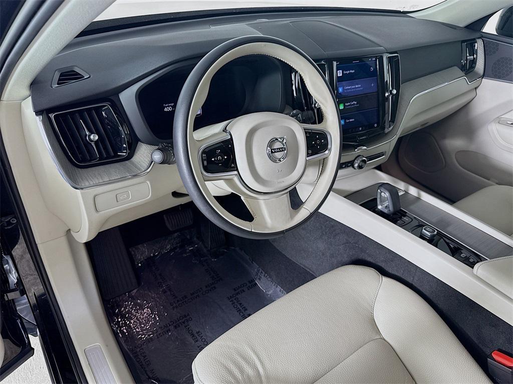 used 2023 Volvo XC60 car, priced at $33,888