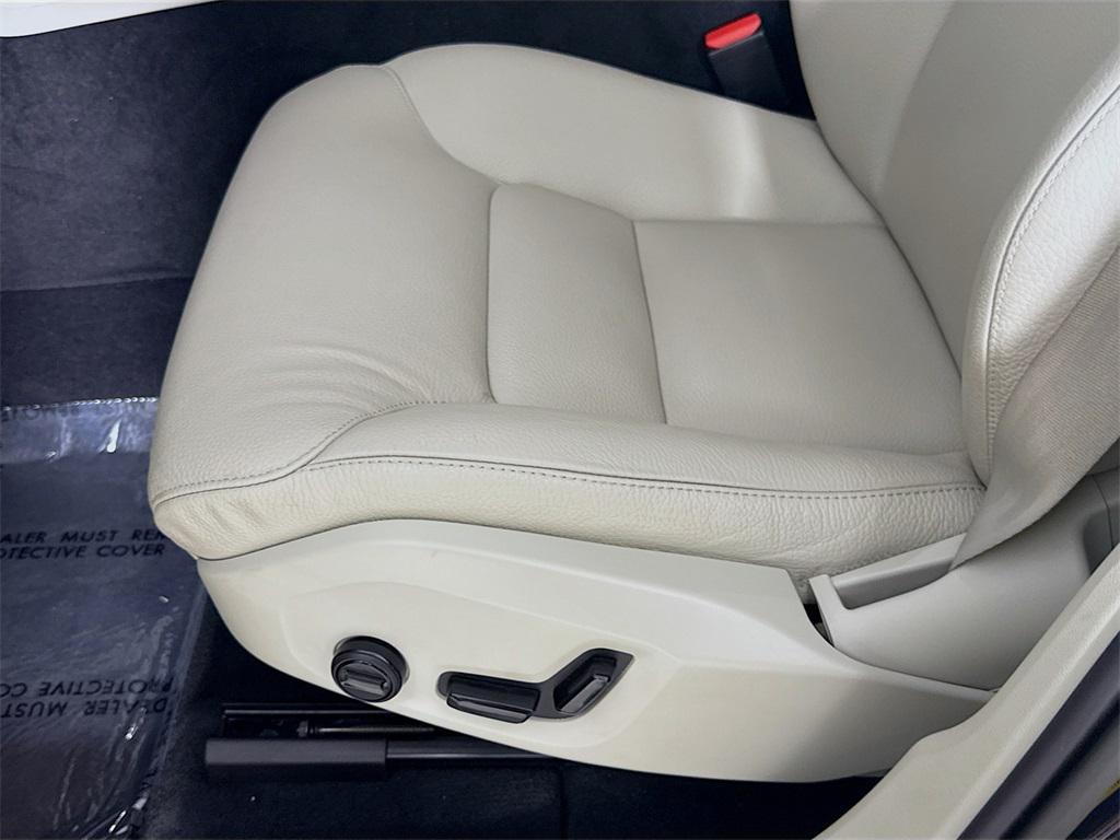 used 2023 Volvo XC60 car, priced at $33,888