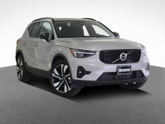 new 2024 Volvo XC40 car, priced at $50,795
