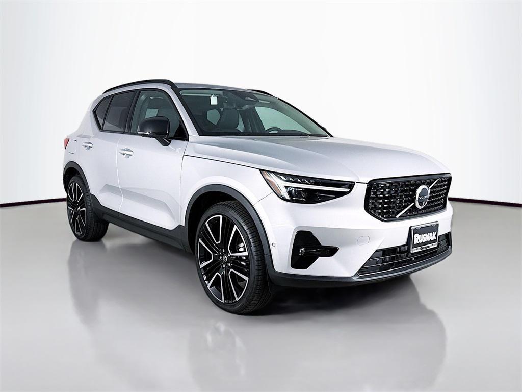 new 2025 Volvo XC40 car, priced at $56,330