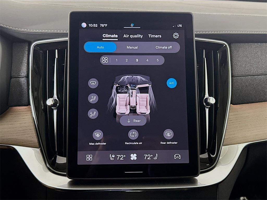 new 2025 Volvo XC90 car, priced at $61,795