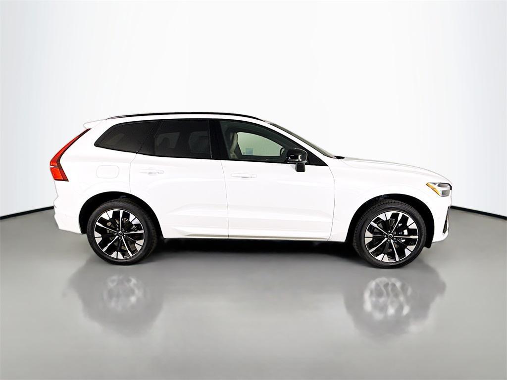 new 2026 Volvo XC60 car, priced at $57,985