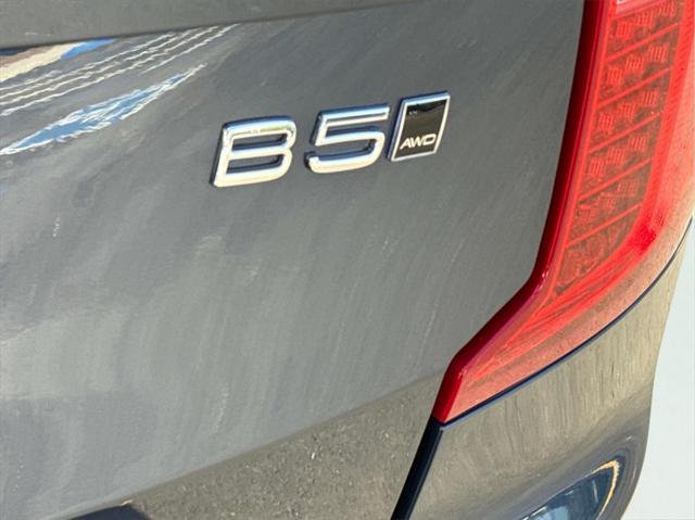used 2025 Volvo XC90 car, priced at $62,995