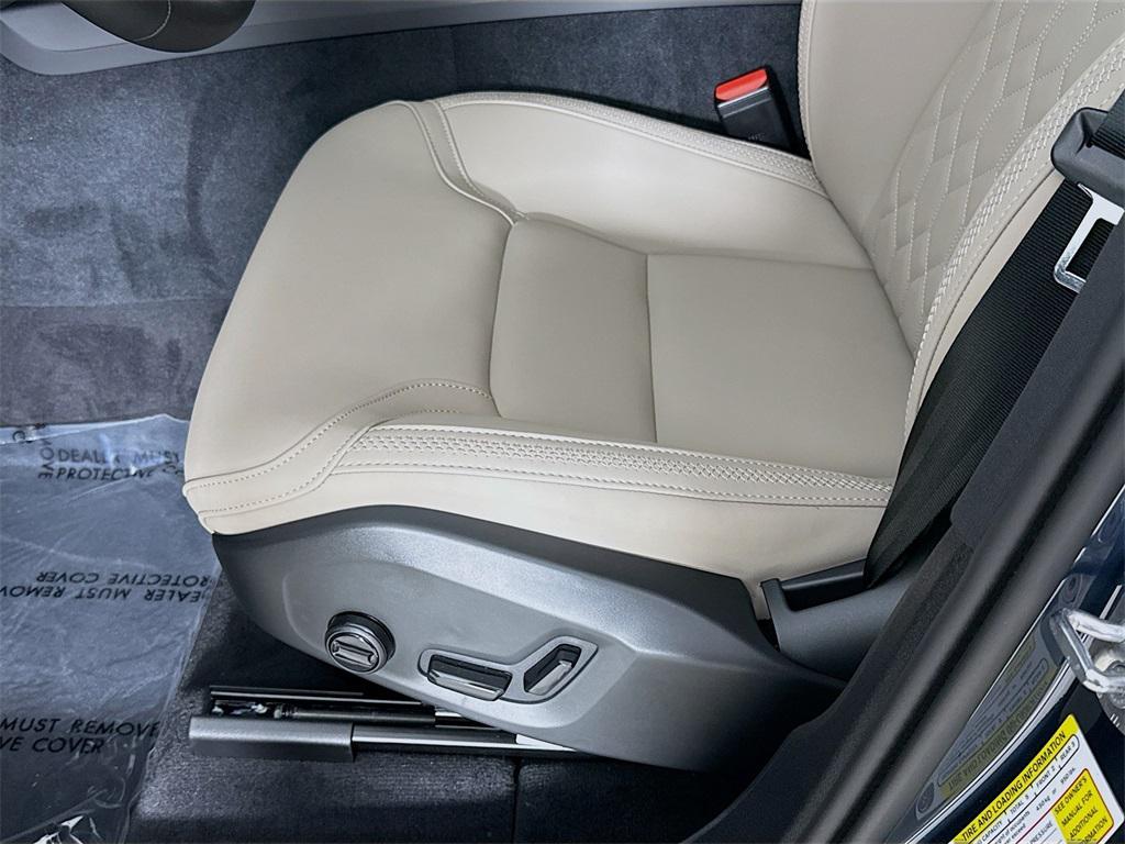 new 2026 Volvo XC60 car, priced at $57,985