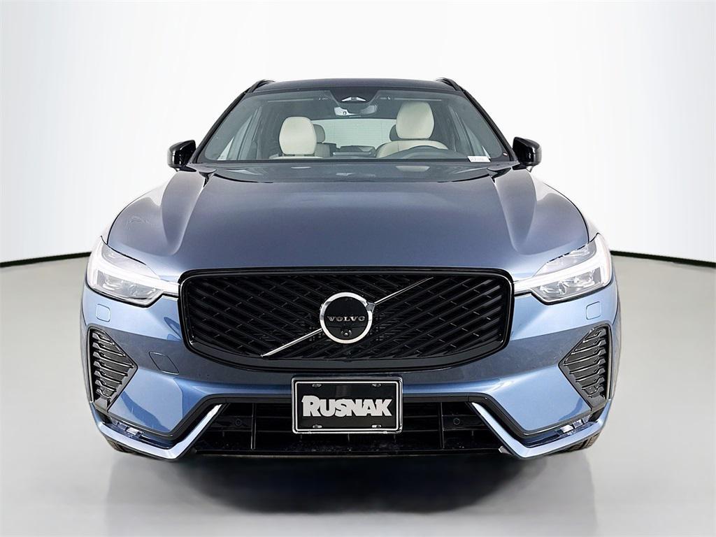 new 2026 Volvo XC60 car, priced at $57,985