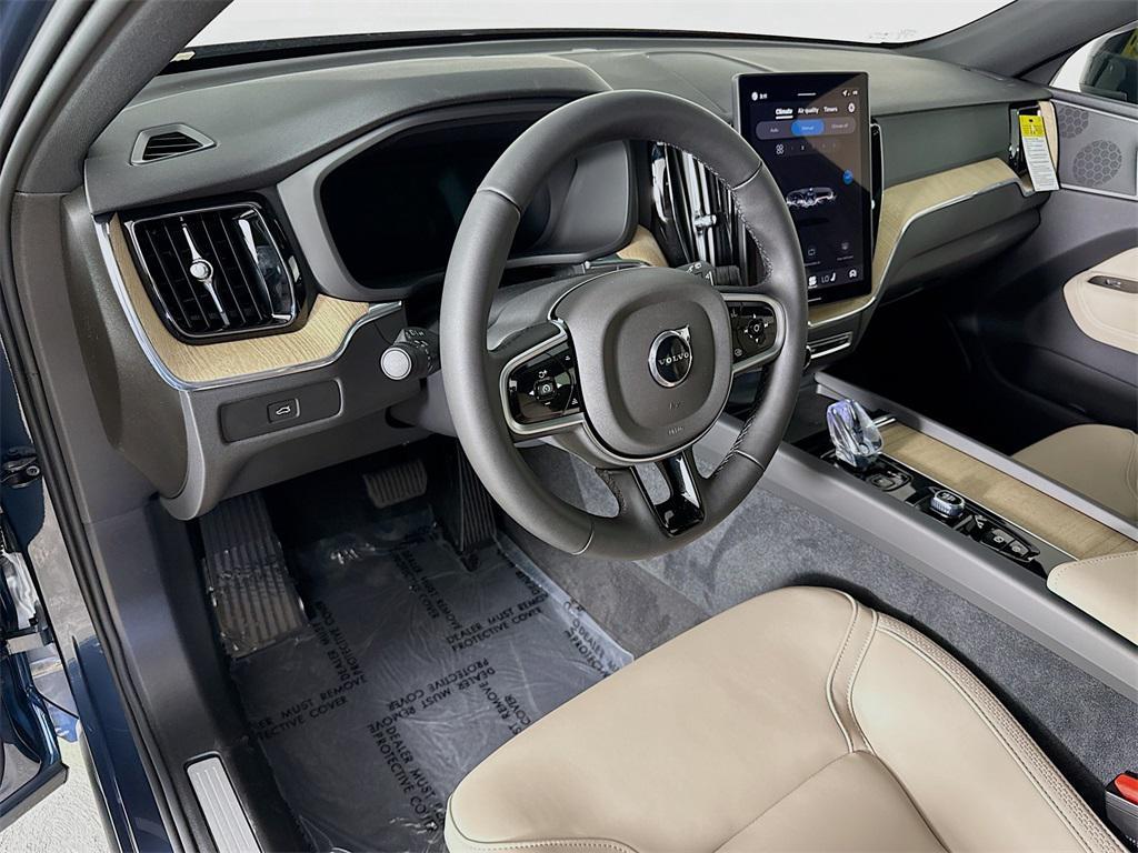 new 2026 Volvo XC60 car, priced at $57,985