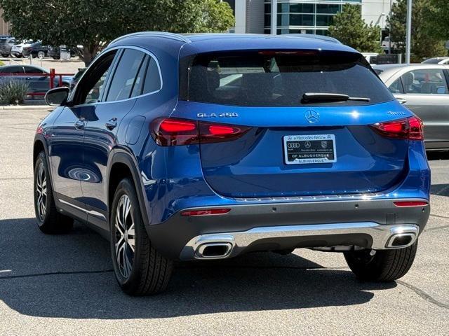 new 2025 Mercedes-Benz GLA 250 car, priced at $52,100
