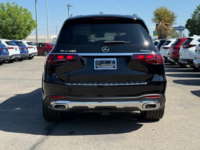 new 2025 Mercedes-Benz GLS 580 car