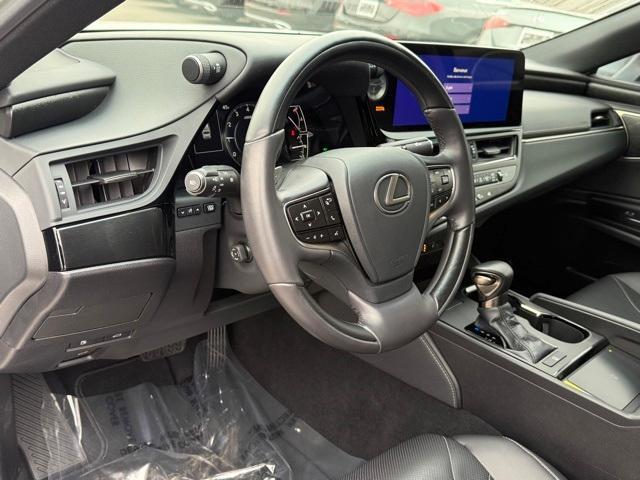 used 2023 Lexus ES 350 car, priced at $44,000