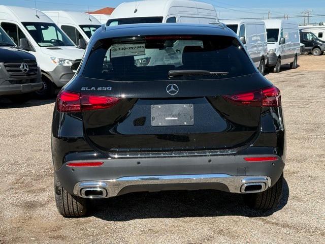 new 2025 Mercedes-Benz GLA 250 car, priced at $44,345