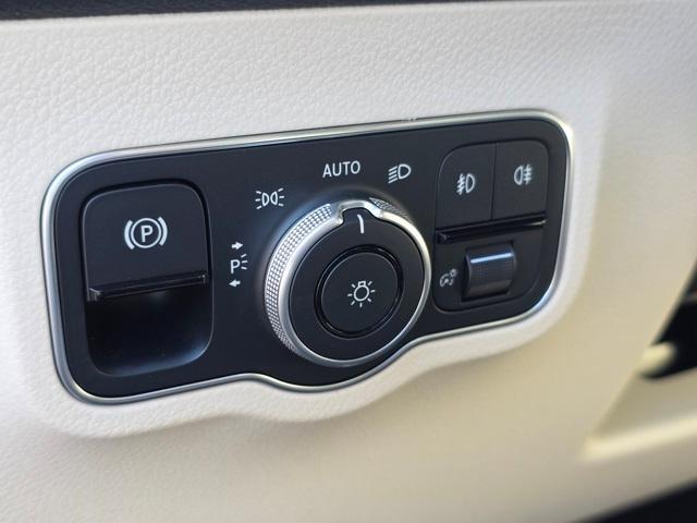 new 2026 Mercedes-Benz GLB 250 car, priced at $50,565