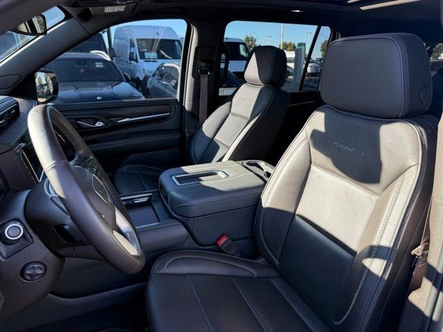 used 2023 GMC Yukon XL car, priced at $65,000