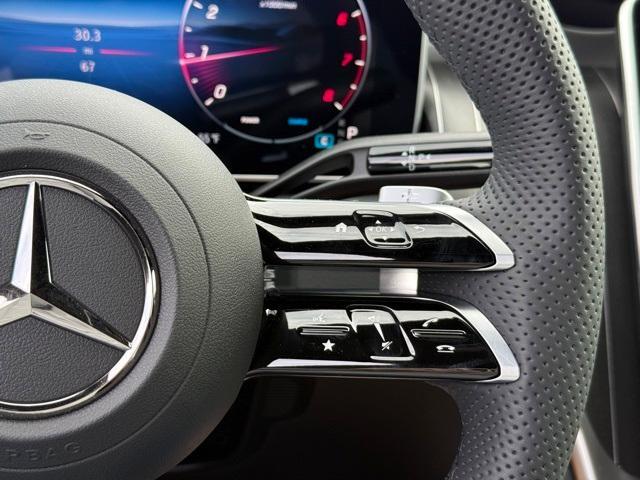 new 2025 Mercedes-Benz GLC 300 car, priced at $56,215