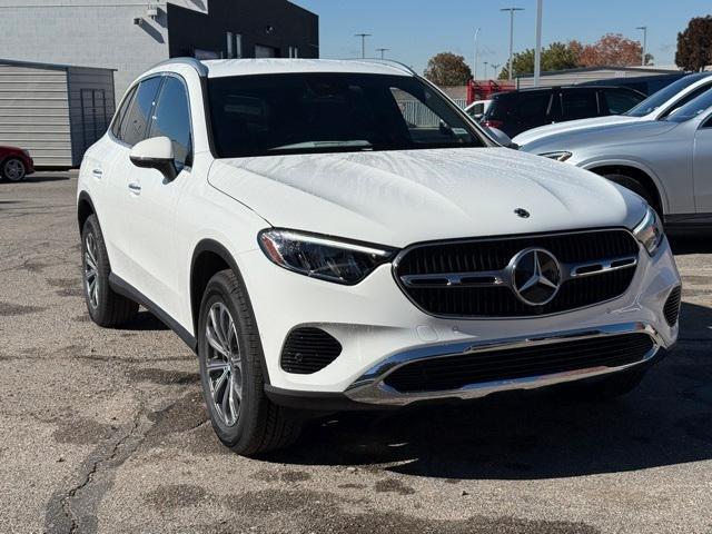 new 2025 Mercedes-Benz GLC 300 car, priced at $52,785