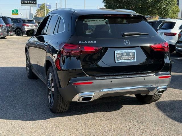 new 2025 Mercedes-Benz GLA 250 car, priced at $44,345