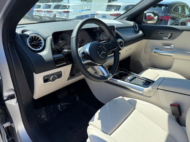 new 2026 Mercedes-Benz GLA 250 car, priced at $49,945