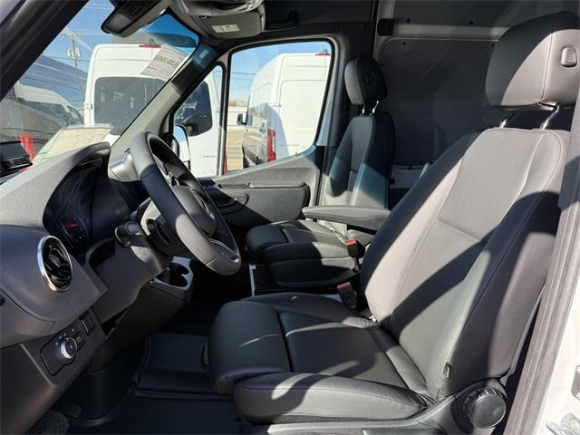 new 2026 Mercedes-Benz Sprinter 2500 car, priced at $71,524