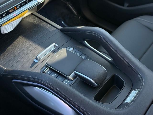 new 2026 Mercedes-Benz GLE 450 car, priced at $80,565