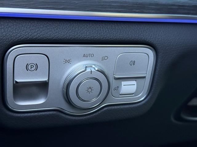 new 2026 Mercedes-Benz GLE 450 car, priced at $80,565