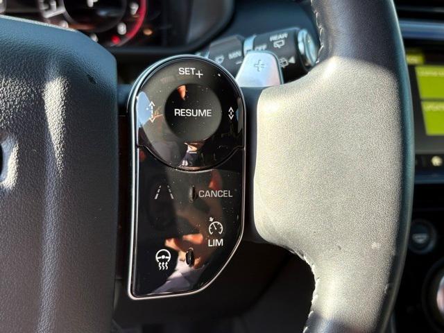used 2020 Land Rover Discovery car, priced at $29,000