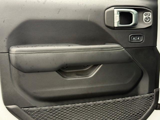used 2022 Jeep Gladiator car, priced at $39,000