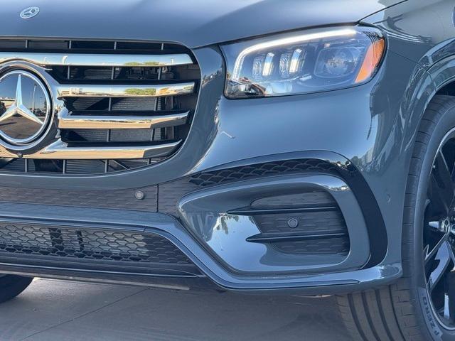 new 2025 Mercedes-Benz GLS 580 car, priced at $131,300