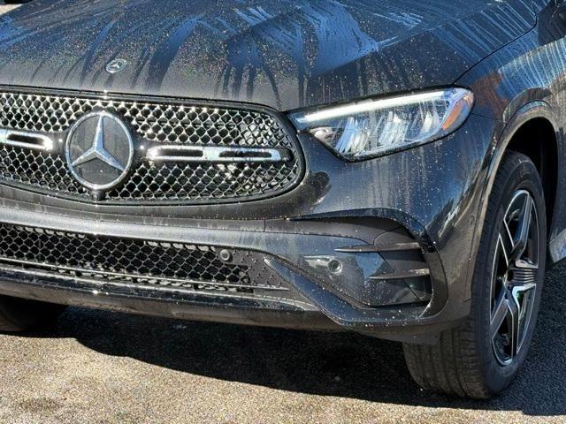 new 2025 Mercedes-Benz GLC 300 car, priced at $60,785