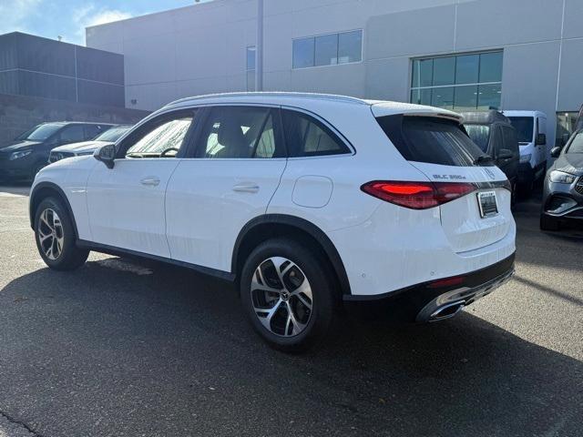 new 2025 Mercedes-Benz GLC 350e car, priced at $61,400