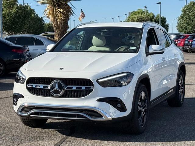 new 2025 Mercedes-Benz GLA 250 car, priced at $44,250