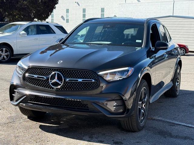 new 2025 Mercedes-Benz GLC 300 car, priced at $60,785