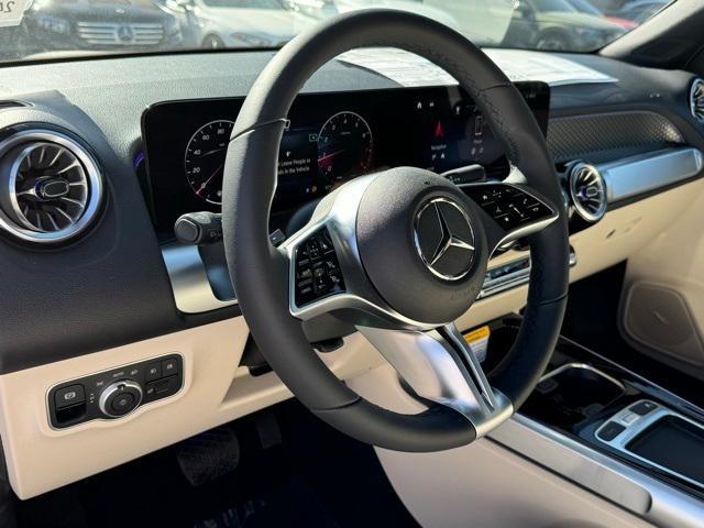 new 2024 Mercedes-Benz GLB 250 car, priced at $49,215