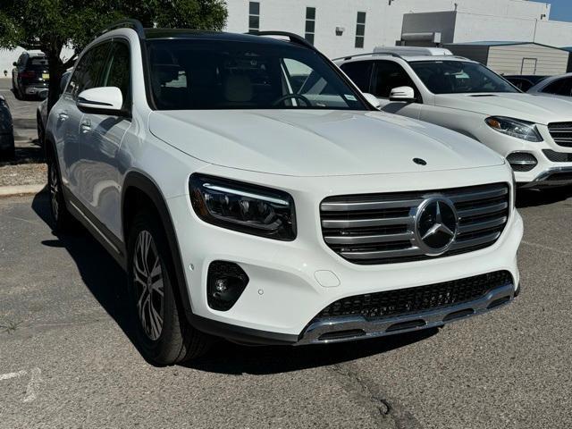 new 2024 Mercedes-Benz GLB 250 car, priced at $49,215