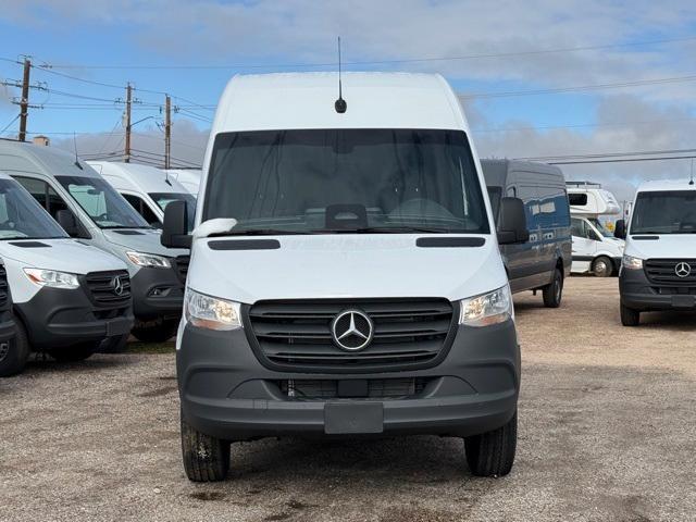 new 2025 Mercedes-Benz Sprinter 2500 car, priced at $65,584